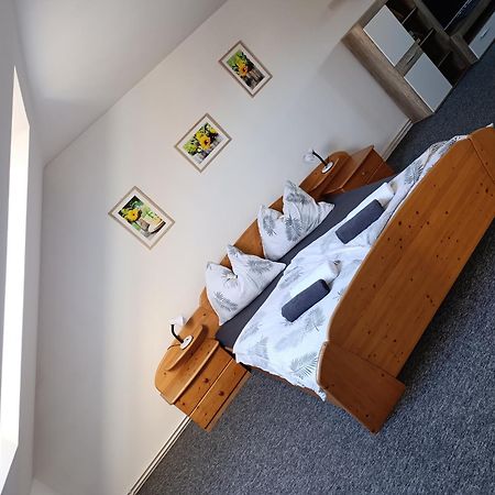 Apartman Cerna V Posumavi Adam A Eva Dış mekan fotoğraf